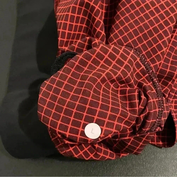 Lululemon Athletica Core Shorts Running Workout Gym Athletic - Picture 9 of 9